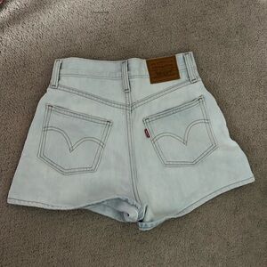 levi’s shorts